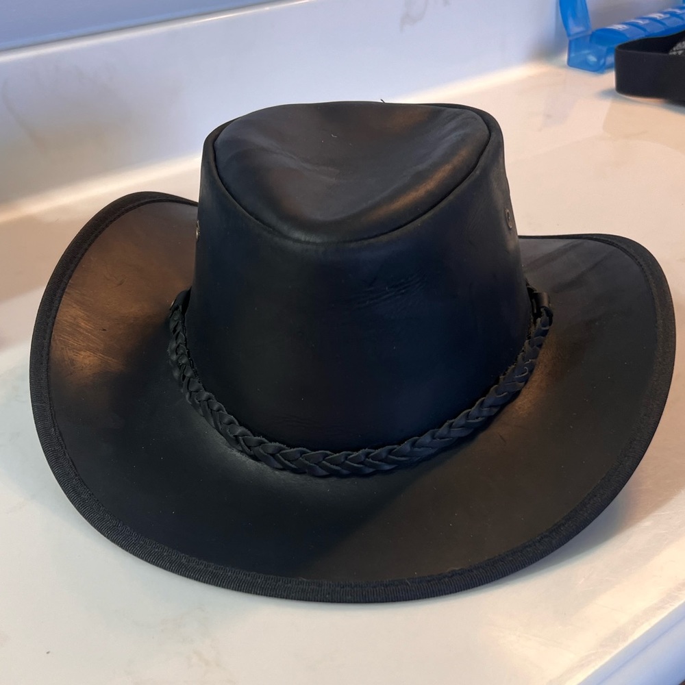 Lone Wolf Crushable Buffalo Leather Hat, UPF 50+ and Water Resistant